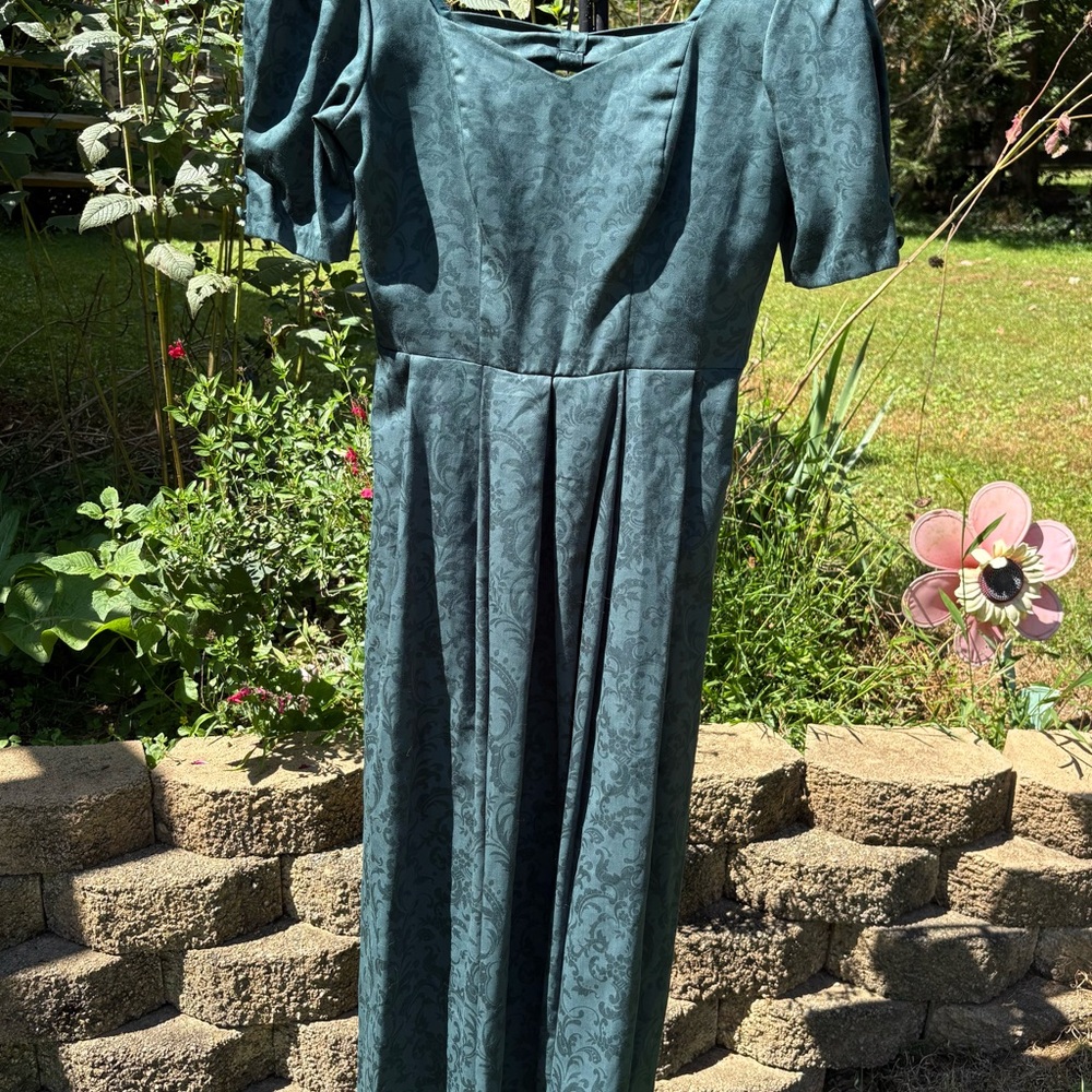 Vintage 1980s Laura Ashley damask cottagecore green floral Dress size 10